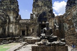Prang Sam Yot